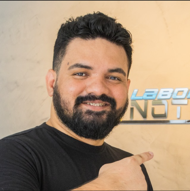Edson Araujo — CEO @ Laboratorio dos Notebooks